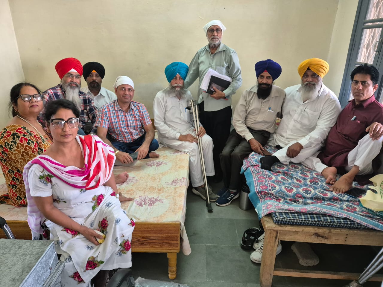 Appealed to help and donate votes openly to eligible candidates of your choice
